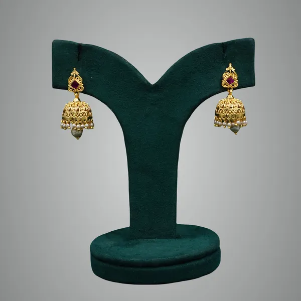 Gold_Premium_Metal_Ear_Ring_For_Women
