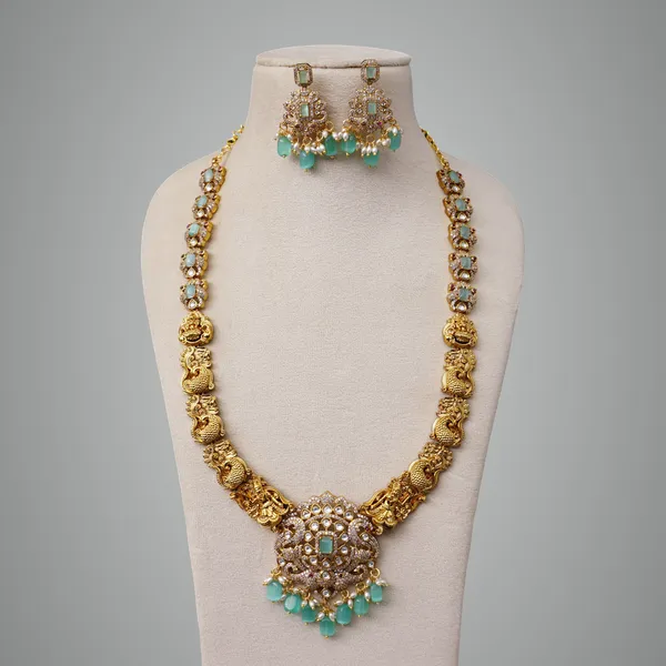 Mint_Green_Premium_Metal_Necklace_Set_Set_For_Women