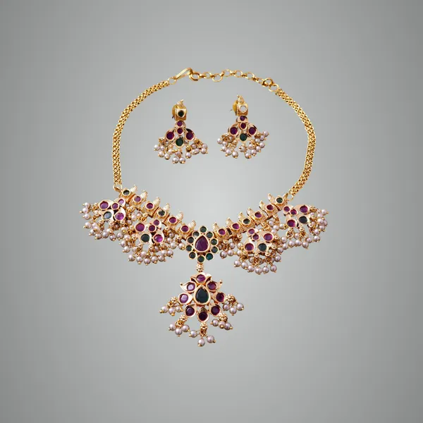 Gold_Premium_Metal_Necklace_Set_For_Women