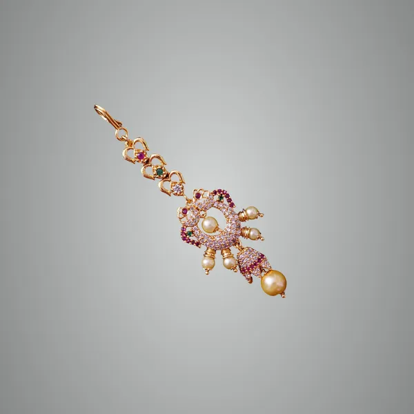 Gold_Premium_Metal_Maang_Tikka_For_Women