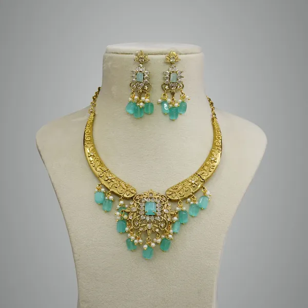 Mint_Green_Premium_Metal_Necklace_Set_For_Women