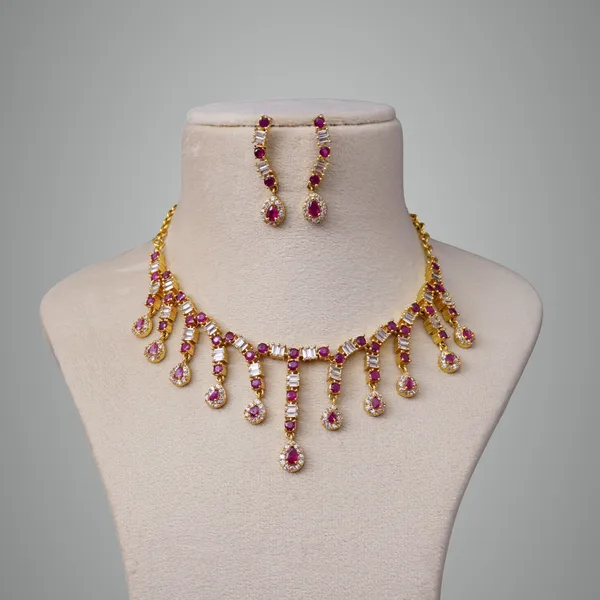 Gold_Premium_Metal_Necklace_Set_For_Women