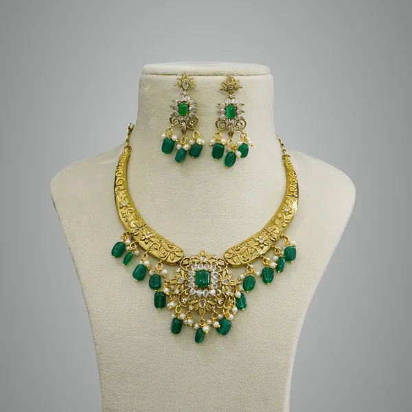 Green_Premium_Metal_Necklace_Set_For_Women