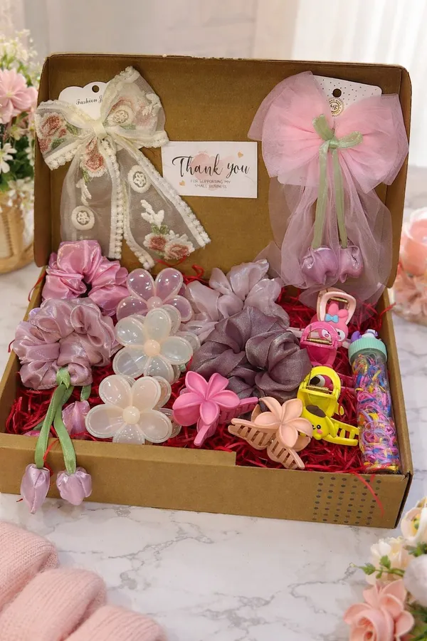 Multicolor_Luxury_Hair_Accessories_Hamper