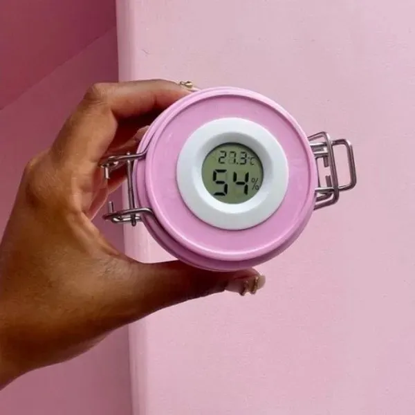Pink_Digital_Eyelash_Glue_Storage_Tank,_With_Temperature_And_Humidity_Display_Leak_Proof_Jar_Container_For_Lash_Extension_Extension,_Grafting_Eyelash_Supplies