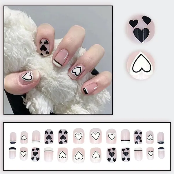 Multicolor_Nails_With_Glue_&_Manicure_Kit_Queen_Of_Hearts_(Set_Of_24)