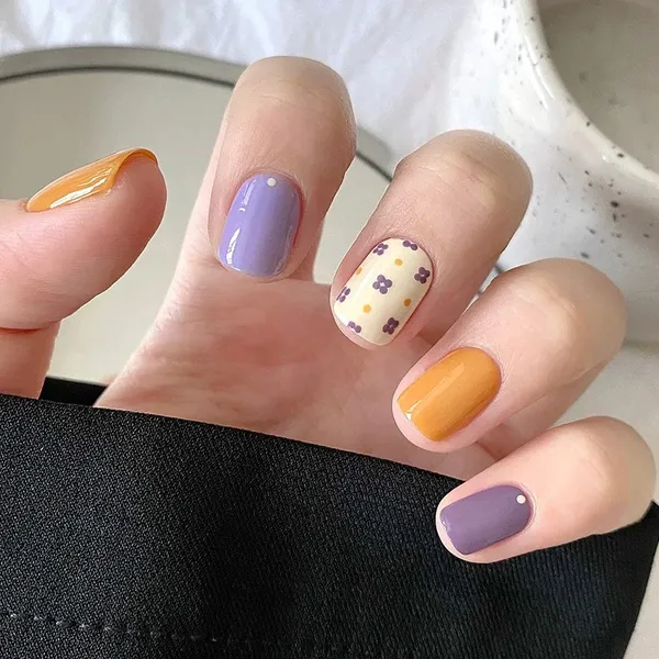 Multicolor__Nails_With_Glue_&_Manicure_Kit_Yellow_Lilac_Sunset_Orchid_(Set_Of_24)
