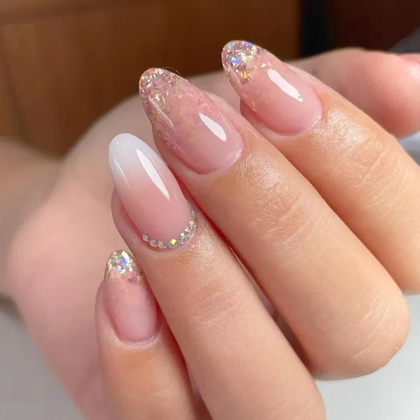 Multicolor__Nails_With_Glue_&_Manicure_Kit_Nude_Mylar_(Set_Of_24)