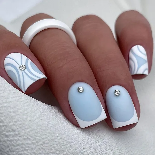 Multicolor__Nails_With_Glue_&_Manicure_Kit_Snow_Blanket_(Set_Of_24)