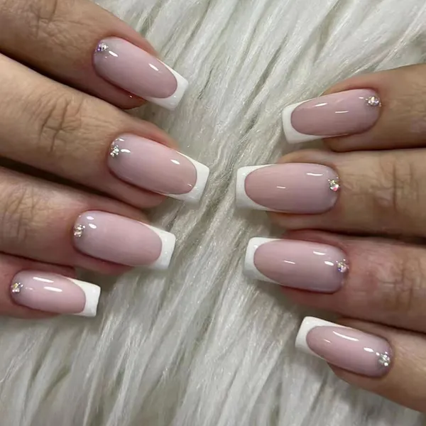 Multicolor__Nails_With_Glue_&_Manicure_Kit_Gem_French_(Set_Of_24)