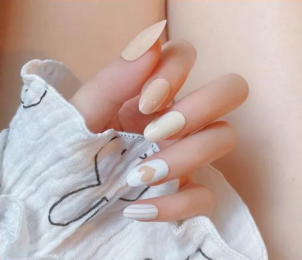 Multicolor__Nails_With_Glue_&_Manicure_Kit_Beige_Radiance_(Set_Of_24)