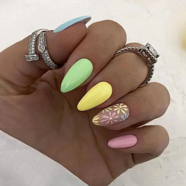 Multicolor__Nails_With_Glue_&_Manicure_Kit_Magical_Sunshine_(Set_Of_24)