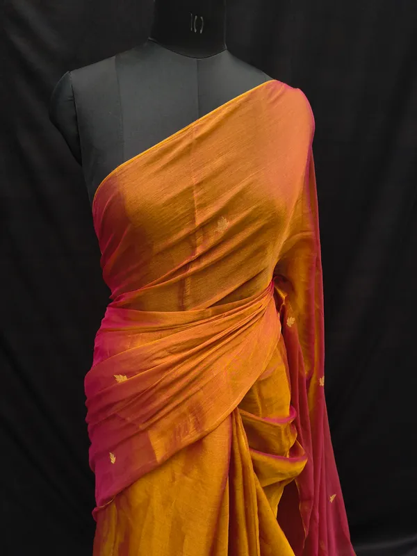Turmeric_Gold_And_Rani_Pink_Metallic_Ombre_Zari_Tissue_Handloom_Saree_For_Women