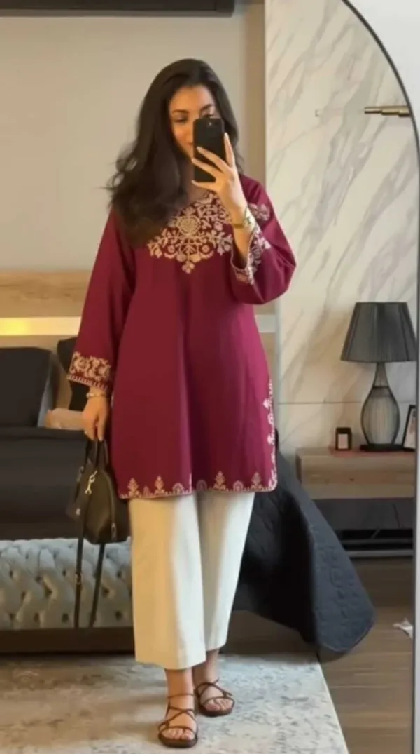 Elegant_Maroon_Embroidered_Kurti_With_Straight_Pants_Set