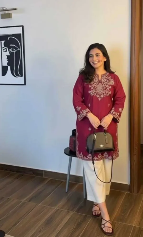 Elegant_Maroon_Embroidered_Kurti_With_Straight_Pants_Set