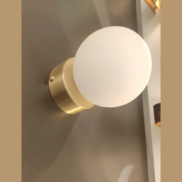 Led_Wall_Light_Multi_Finish_4w_Matt_Gold