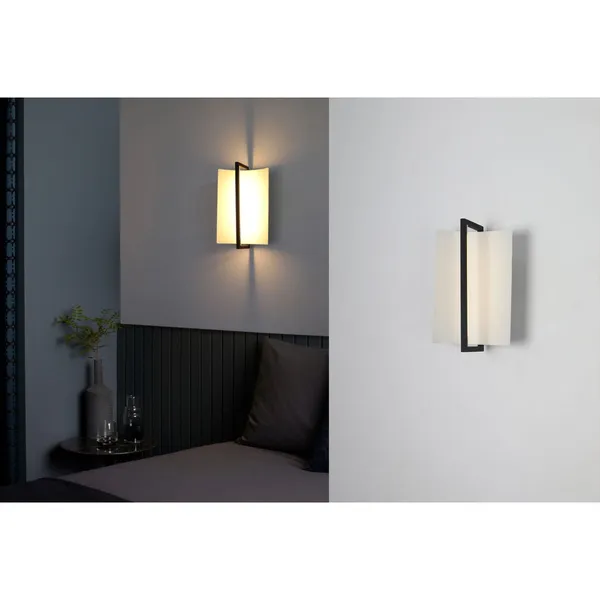 White_Metal_Acrylic_Modern_Wall_Light_Default_Title
