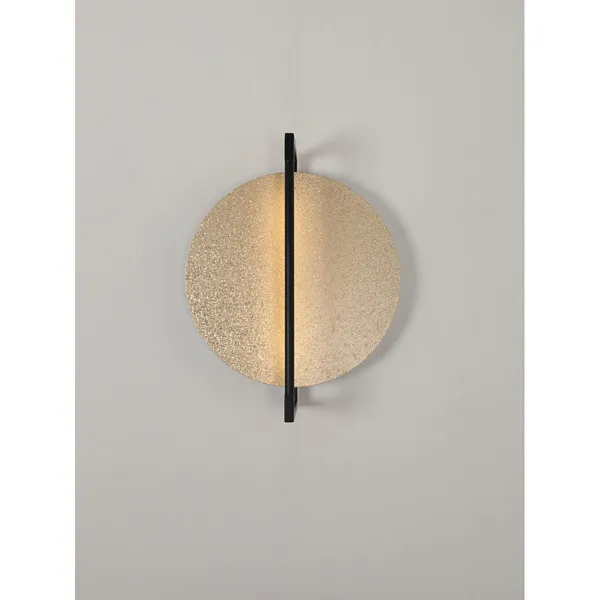 Gold_Black_Metal_Acrylic_Modern_Wall_Light_Default_Title