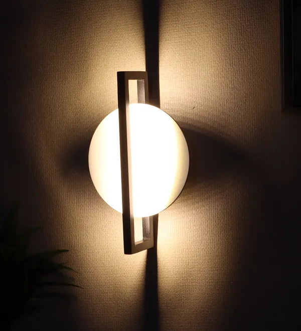 Lights_Black_Iron_Wall_Light_Olla_9wt_Default_Title