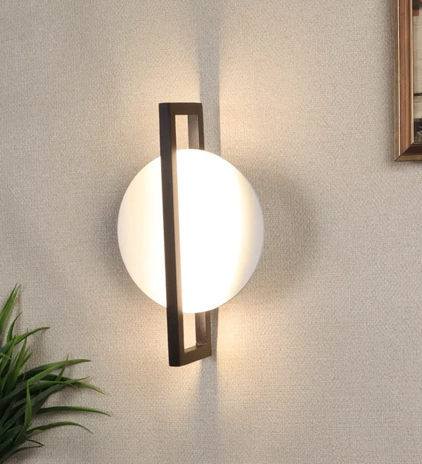 Lights_Black_Iron_Wall_Light_Olla_9wt_Default_Title