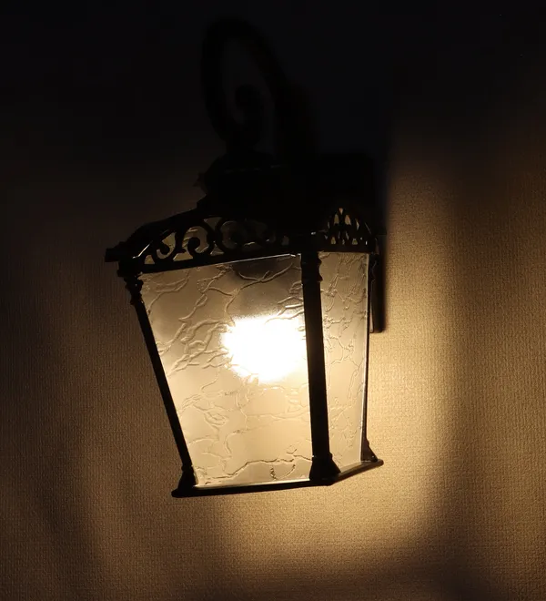 Lights_Black_Iron_Wall_Light_Gate_Lite_Wl_Default_Title