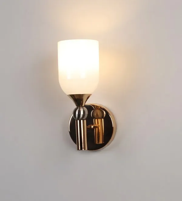 Lights_Gold_Iron_Wall_Light_S_611_1w_Default_Title