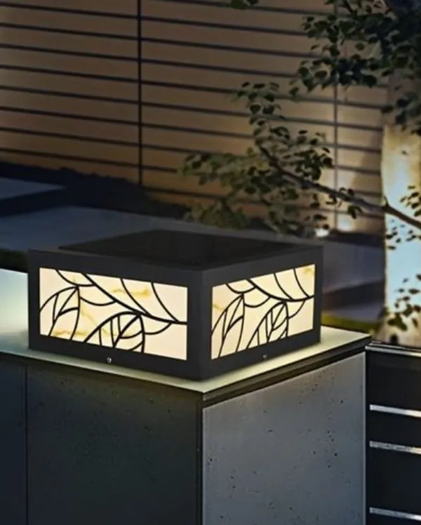 Black_Modern_Leaf_Pattern_Table_Lamp