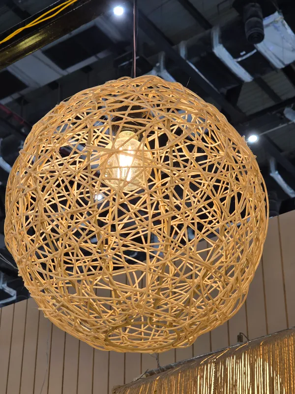 Natural_Mounjh_Grass_Handwoven_Pendant_Light