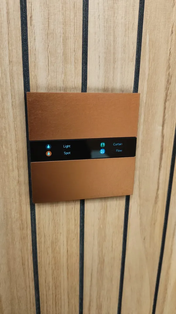 Copper_Finish_Touch_Panel_Smart_Switch_for_Light_Curtain_and_Flow_Control