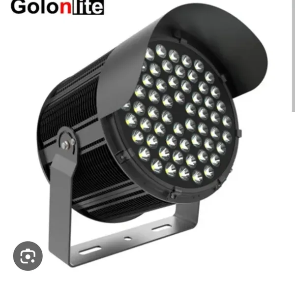 Golonite_Black_LED_Floodlight_With_Mounting_Bracket