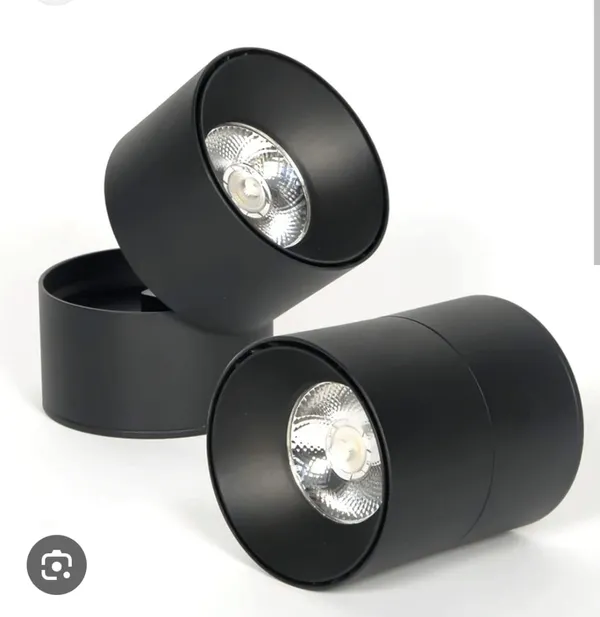 Black_Cylindrical_LED_Spotlight