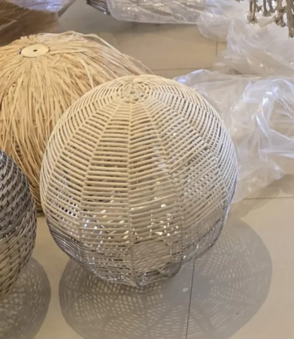 Natural_Rattan_Aluminium_Bohemian_Woven_Spherical_Pendant_Light