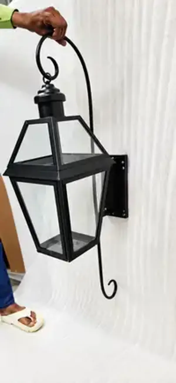 Mild_Steel_Glass_Black_Outdoor_Wall_Lantern