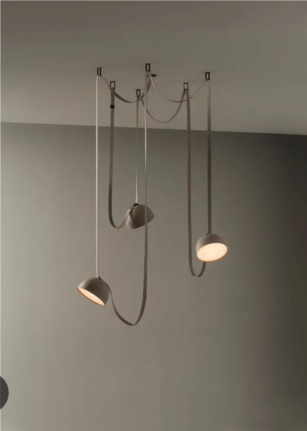 Modern_Asymmetrical_Multi-Light_Pendant_Fixture