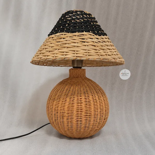 Natural_Cane_Coastal_Handwoven_Wicker_Table_Lamp