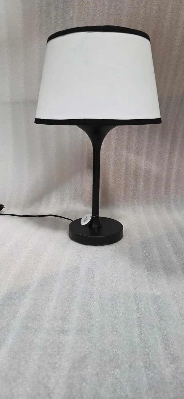 Mild_Steel_Modern_White_Black_Trim_Fabric_Shade_Table_Lamp