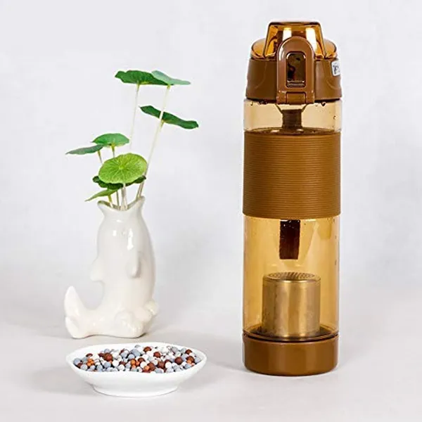 Multicolor_Water_Bottle_And_With_Food_Grade_Plastic_And_Stylish_And_Portable_Particulates_Not_Included