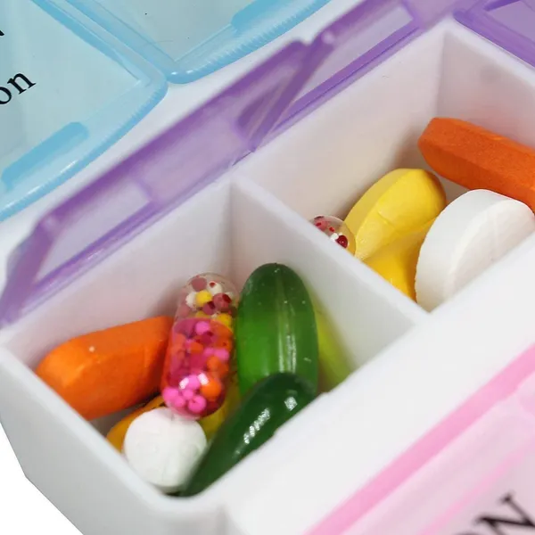 Multicolour_Pill_Organizer_4_Pcs_Compact_And_Travel_Friendly_Set_For_Easy_Access_To_Your_Daily_Pills_And_Supplements