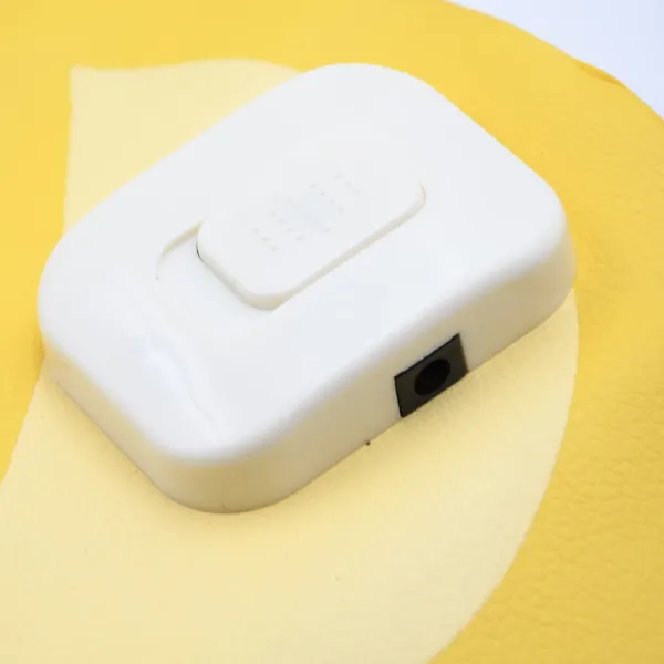 Yellow_Heat_Mouse_Pad_Table_Mat_Heating_Mouse_Pad_To_Keep_Hands_Warm_And_For_Office_And_Computer_Desk_And_And_Winter_Use