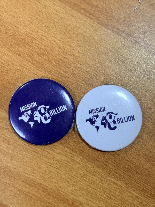 Badge_8_Billion