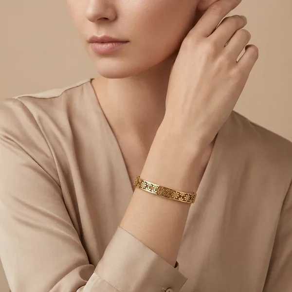 Golden_Finish_Alloy_Floral_Design_Bracelet_For_Women_And_Girls