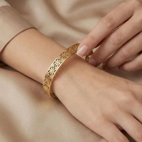 Golden_Finish_Alloy_Floral_Design_Bracelet_For_Women_And_Girls