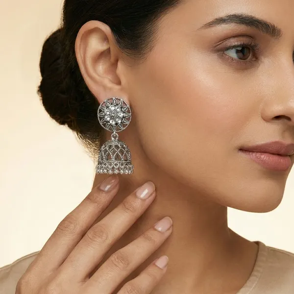 Silver_Tone_Alloy_Jhumki_For_Women_And_Girls