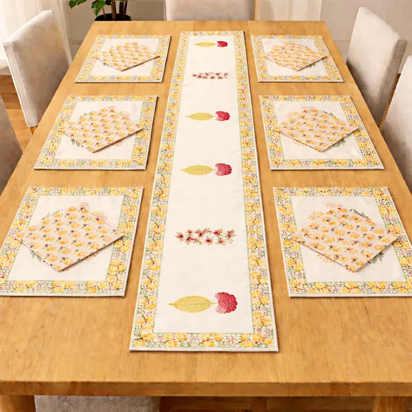 The_Kesari_Kalash_Printed_Cotton_Dining_Table_Set