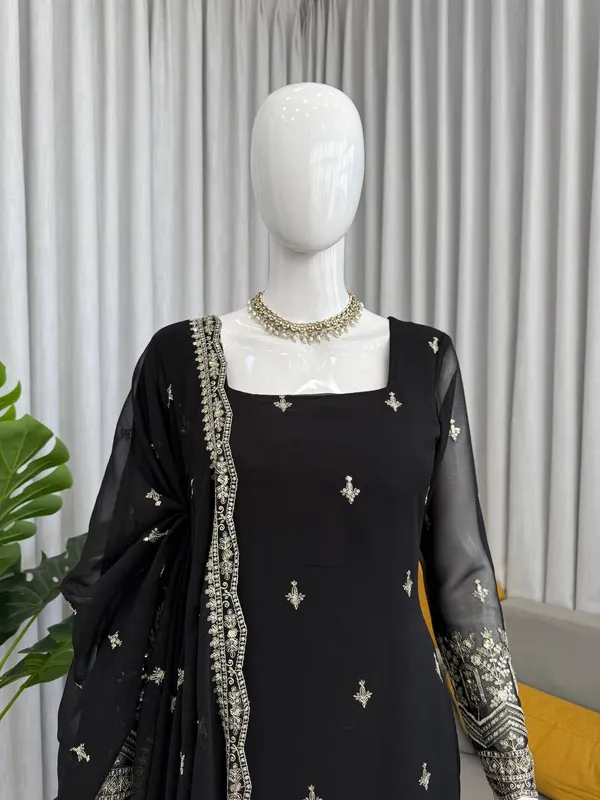 Black_Premium_Embroidered_Kurti_Set_with_Pant_&_Dupatta