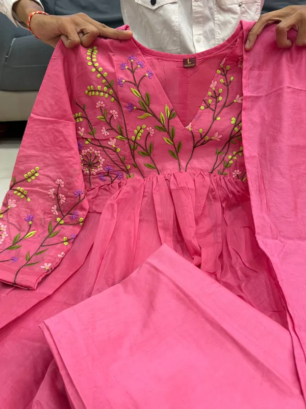 Janvi_Kapoor_Mauve_Pink_Designer_Pure_Banarasi_Mul_Chanderi_Suit_Set*👗