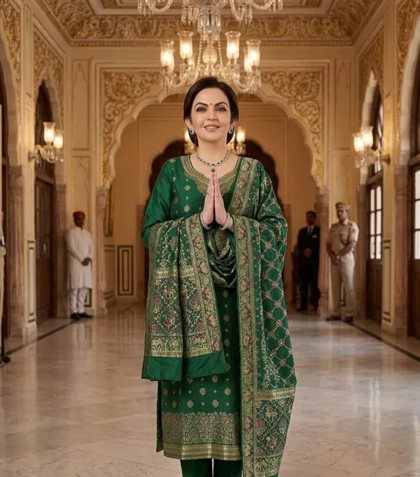 MRS.NITA_AMBANI_GREEN_BUND_PURE_BANARASI_SUIT_SET