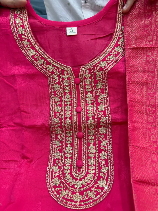 Royal_Magenta_Designer_Pure_Banarasi_Jequard_Top_With_Pent_&_Dupatta__Set