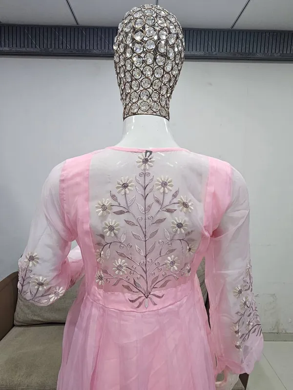 Sanaya_Pink_Organza_Suit_Set