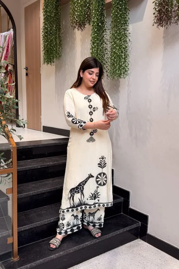Zadu_Ivory_Mulberry_Silk_Begru_Print_Suit_Set